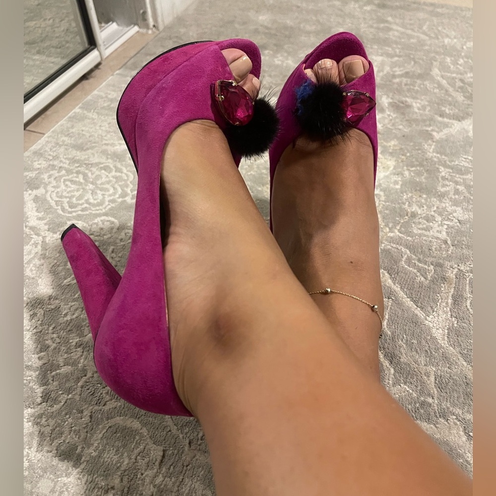 hot pink thick high heel shoe size 6.5